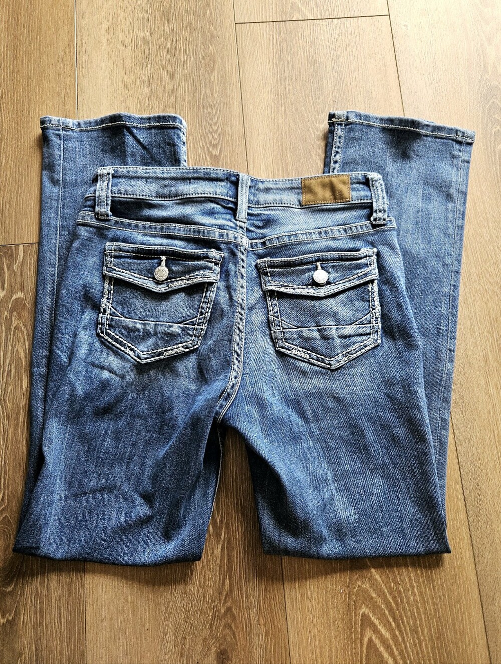 The Buckle Daytrip Women's Blue Boot Cut Jeans with Flap Back Pockets